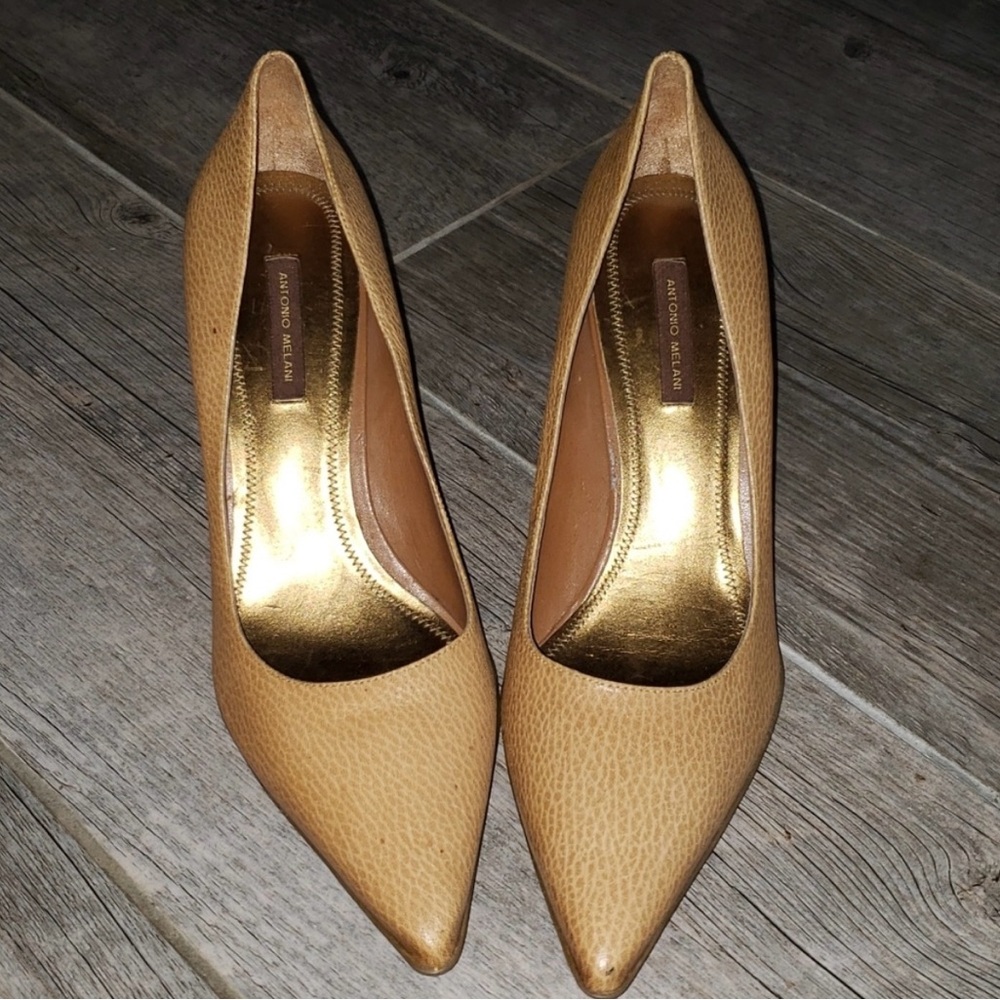 Aldo Women's Tan Leather Pumps